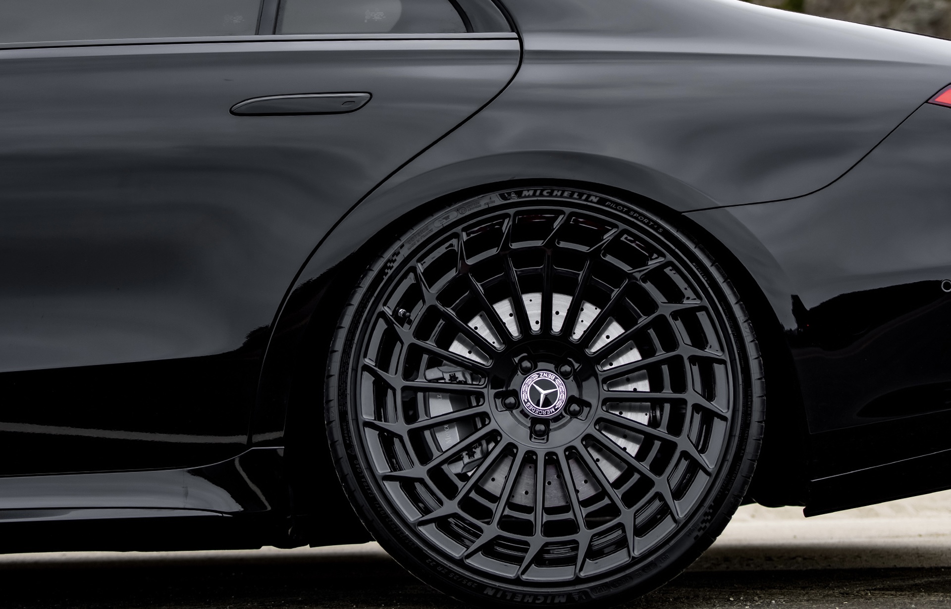 MERCEDES MAYBACH V2 STYLE - Image 8