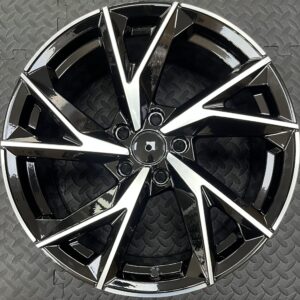 AUDI R8 V2 STYLE