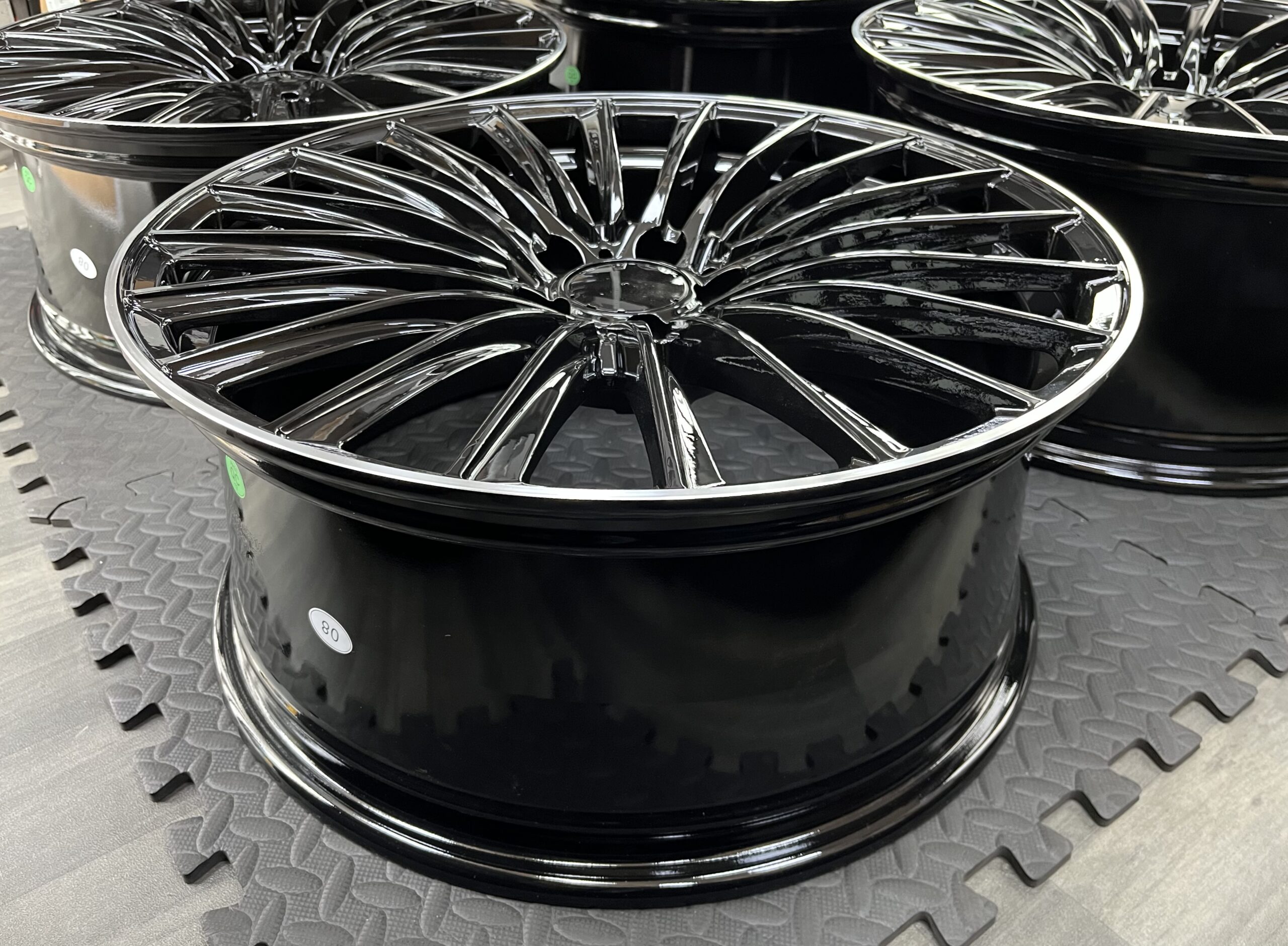 MERCEDES AMG 2025 TURBINE STYLE - Image 6