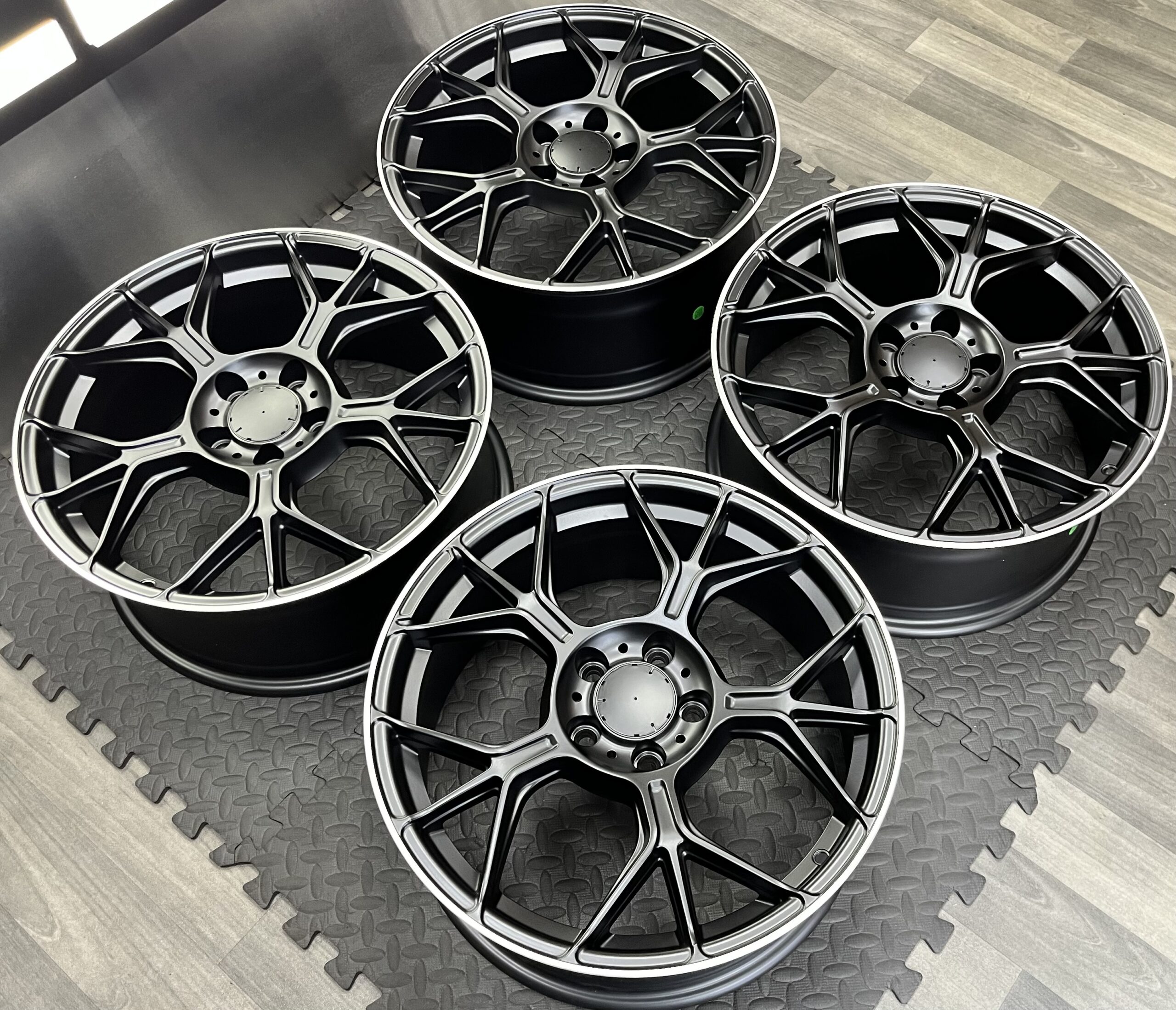 MERCEDES GT63S STYLE 5X112 66.6 - Image 3