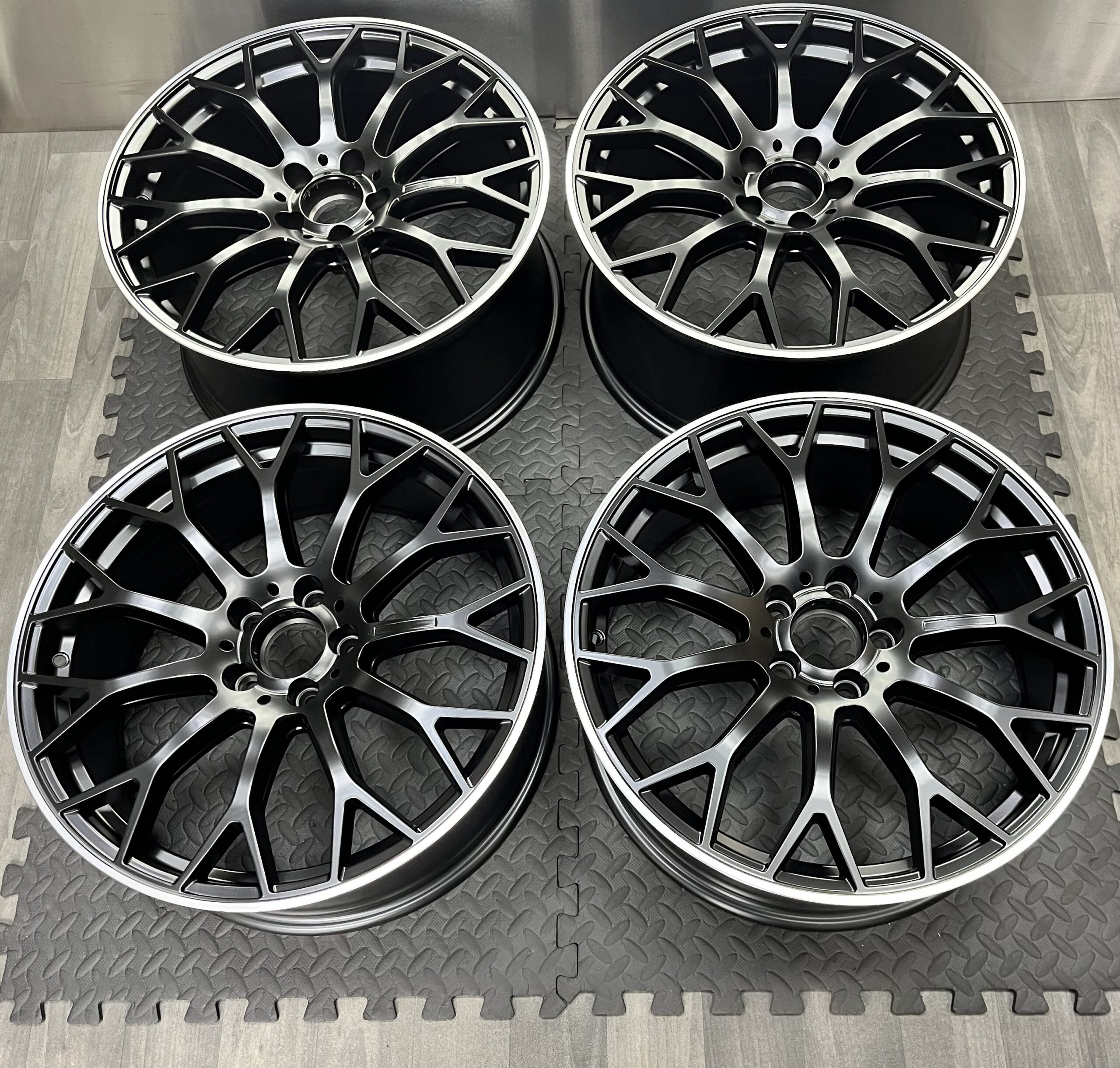 MERCEDES C63 AMG V3 STYLE 5X112 66.6 - Image 4