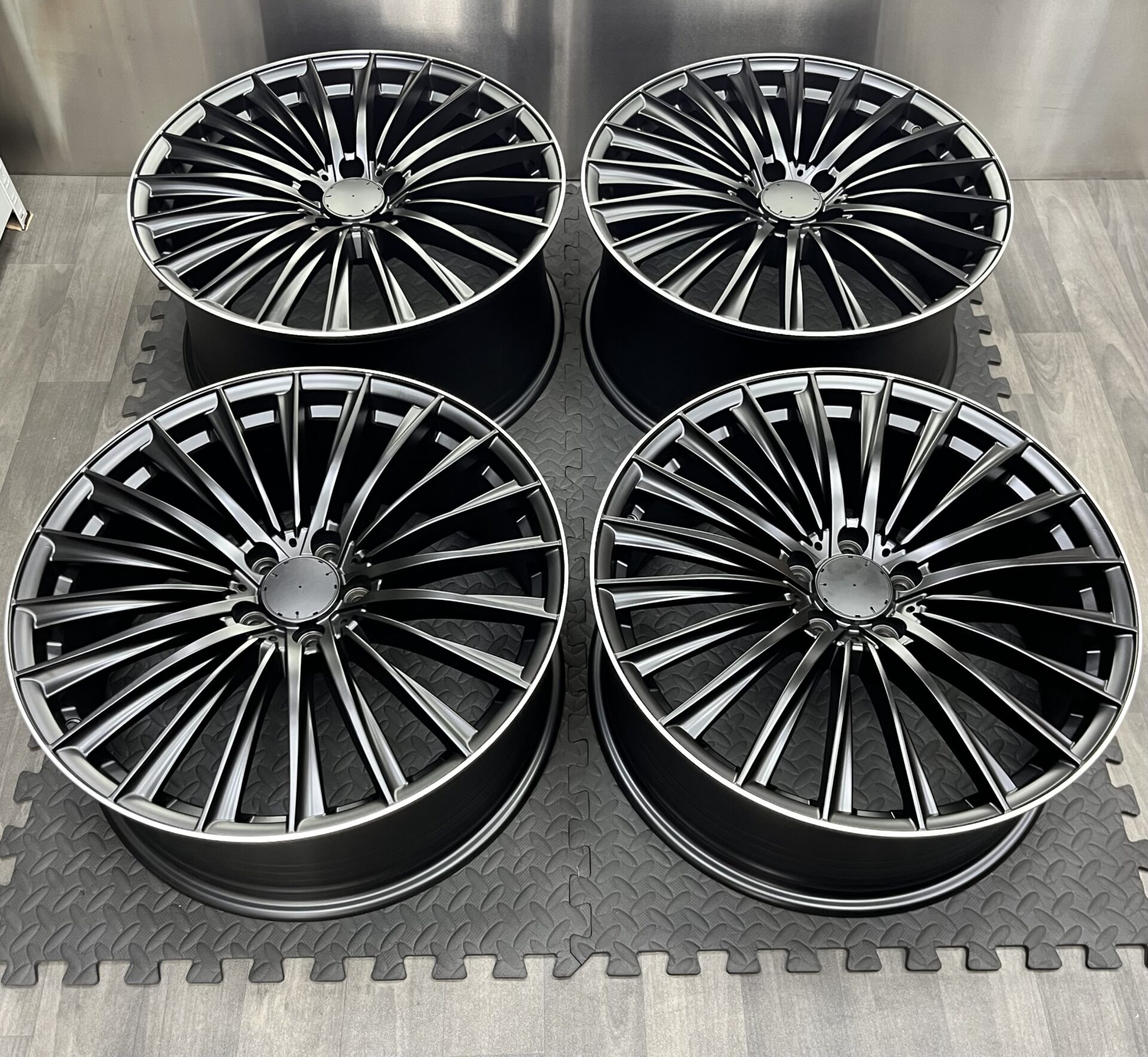 MERCEDES AMG 2025 TURBINE STYLE 5X112 66.6 - Image 4