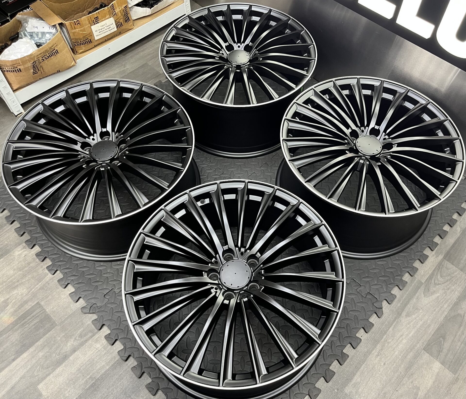 MERCEDES AMG 2025 TURBINE STYLE 5X112 66.6 - Image 5