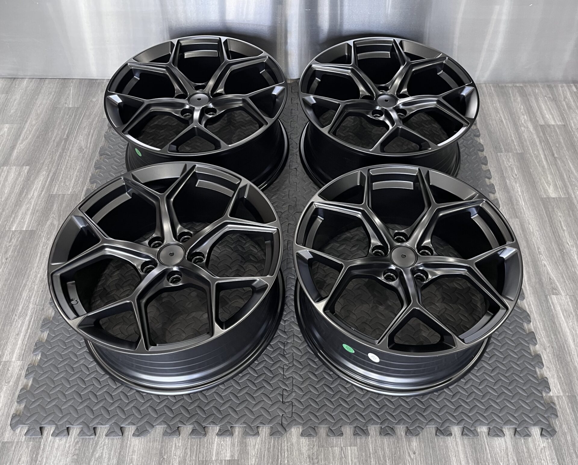 AUDI RS3 STYLE 5X112 66.6 - Image 4