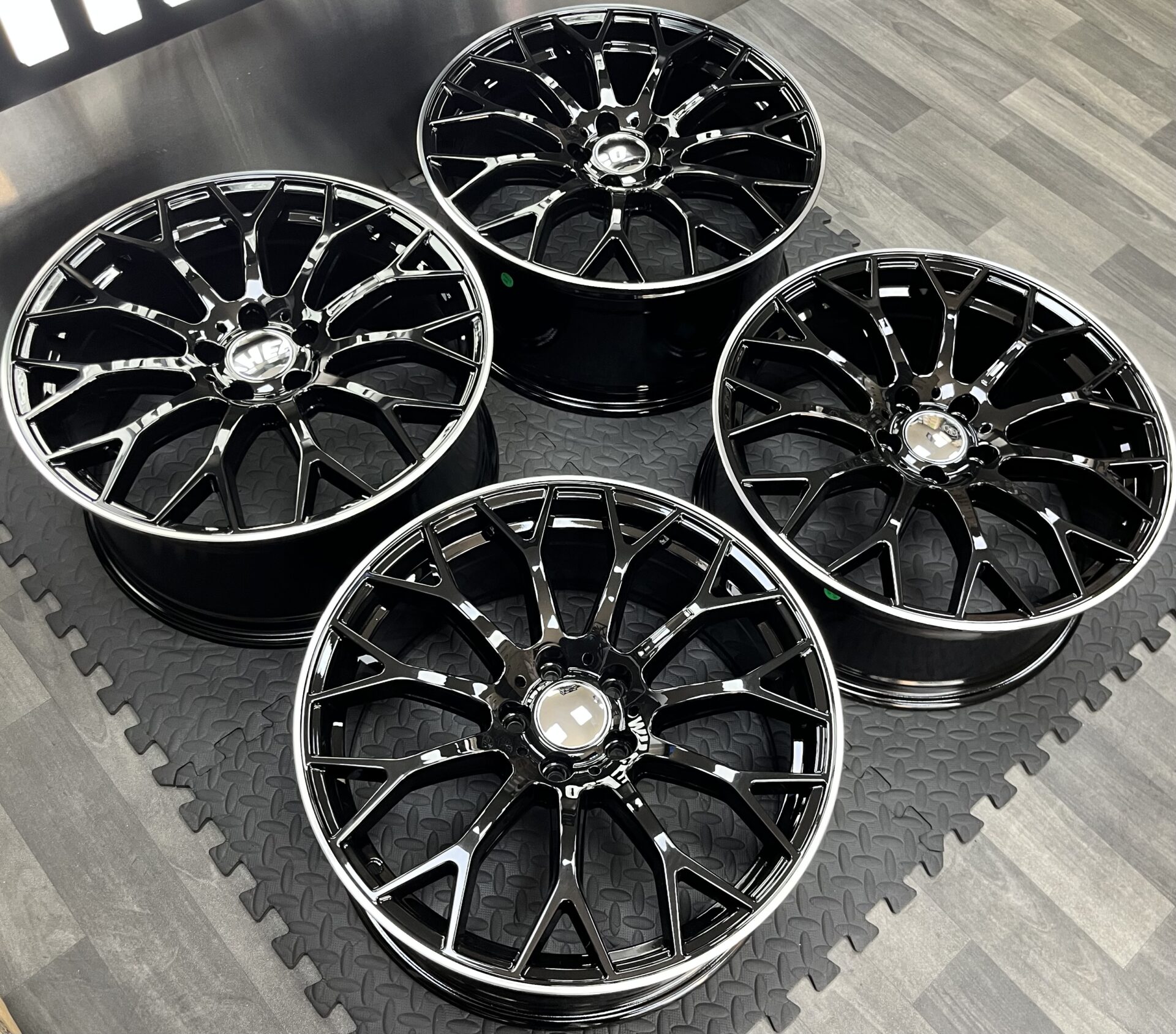 MERCEDES C63 AMG V3 STYLE 5X112 66.6 - Image 3