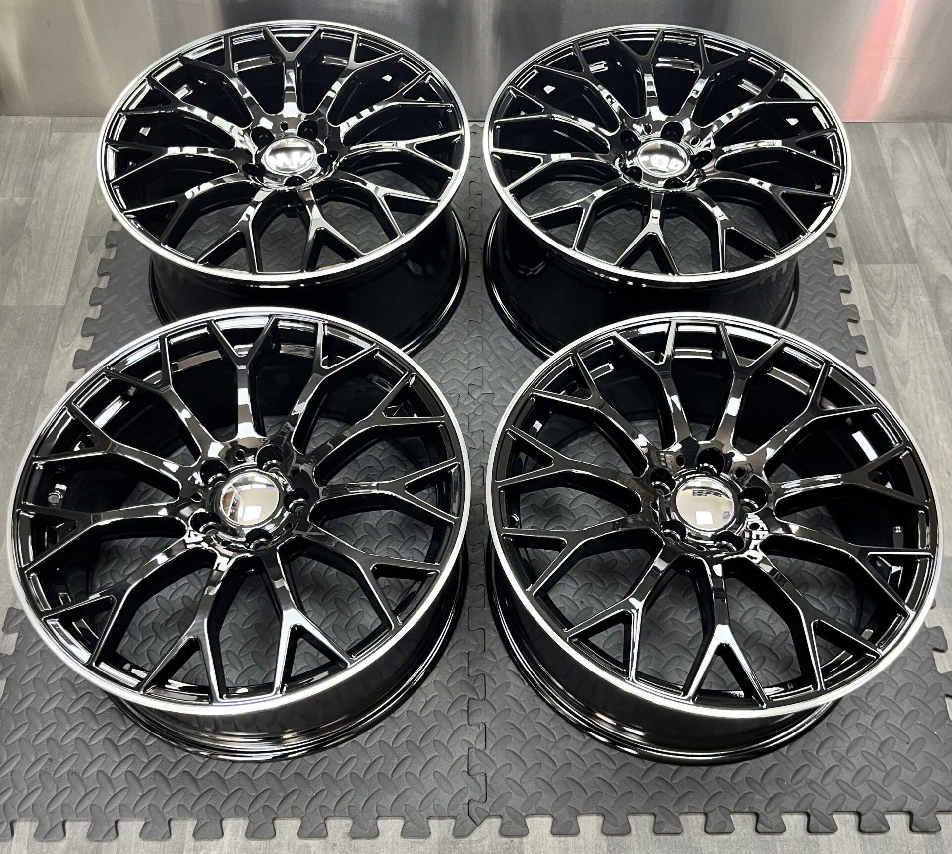 MERCEDES C63 AMG V3 STYLE 5X112 66.6 - Image 4