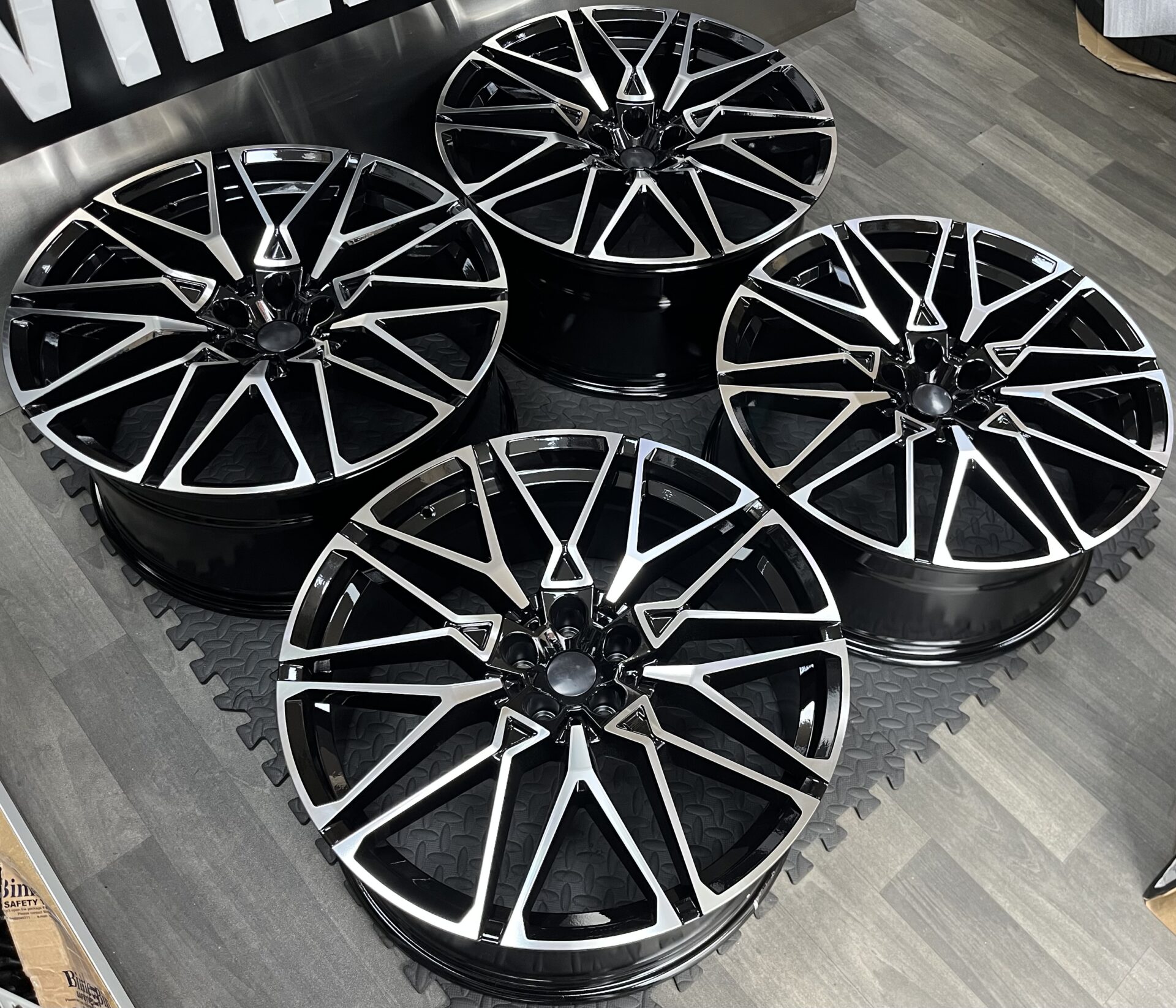 BMW 818M STYLE 5X112 66.6 - Image 3