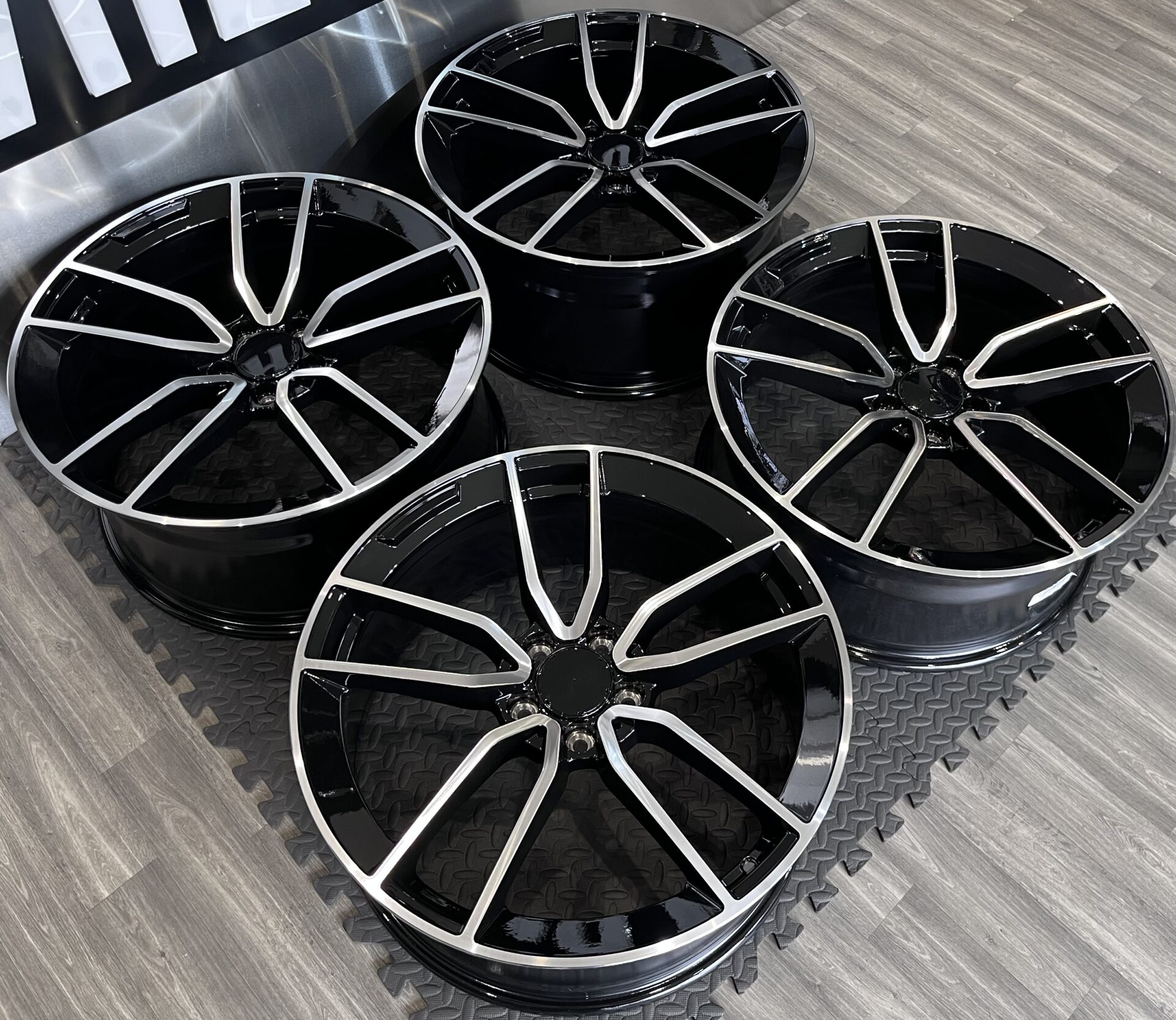 MERCEDES E53 STYLE 5X112 66.6 - Image 3