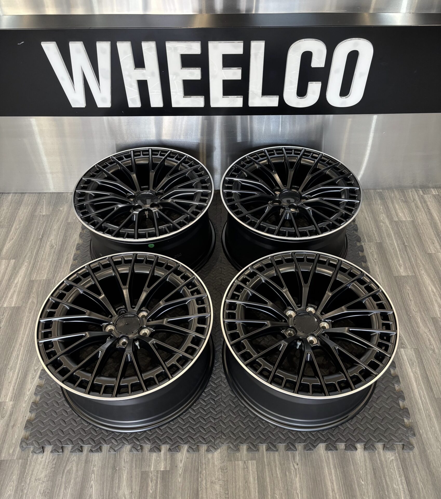 MERCEDES E53 AMG V2 STYLE 5X112 66.6 - Image 4
