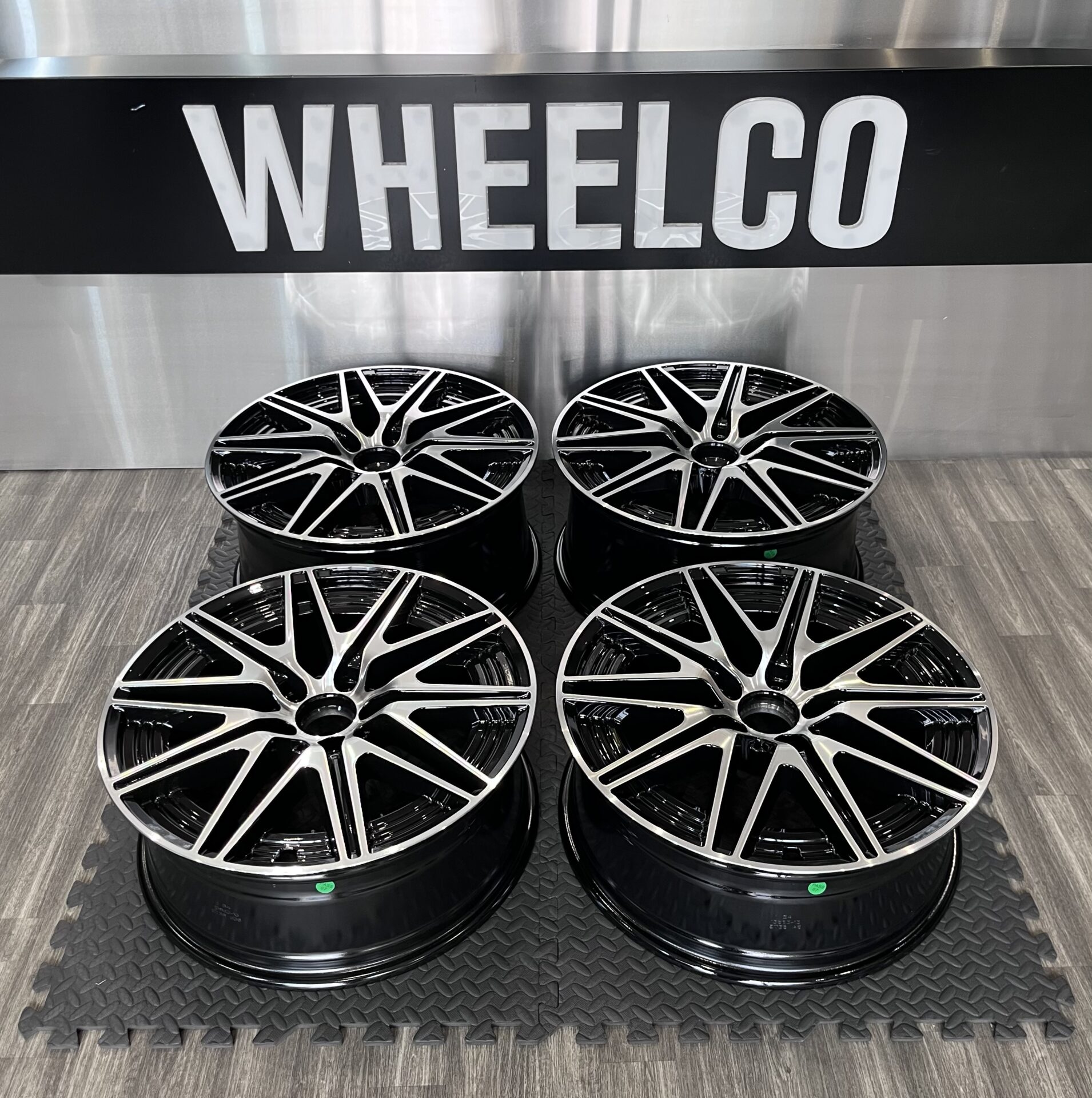 MERCEDES C43 AMG STYLE 5X112 66.6 - Image 3